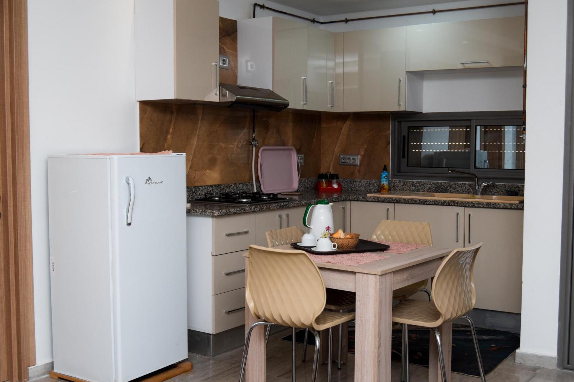 Residence Mami Gabes Bagian luar foto